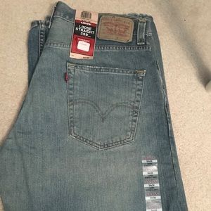 Vintage Men’s Levi’s Loose Straight 569s